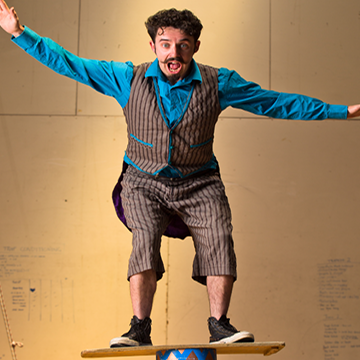 Mr Wizowski: Featuring Craig the Stunt Carrot